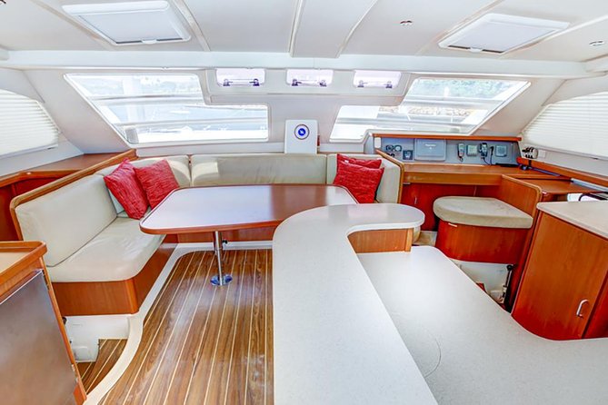 Oahu Small Group Snorkel Tour with Yacht Cruise - A hosted bar and room to relax