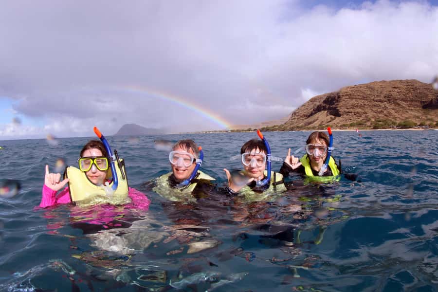 Oahu: Snorkeling & Dolphin Watch Cruise with Hawaiian Buffet - Why the Waiʻanae coast makes this cruise different
