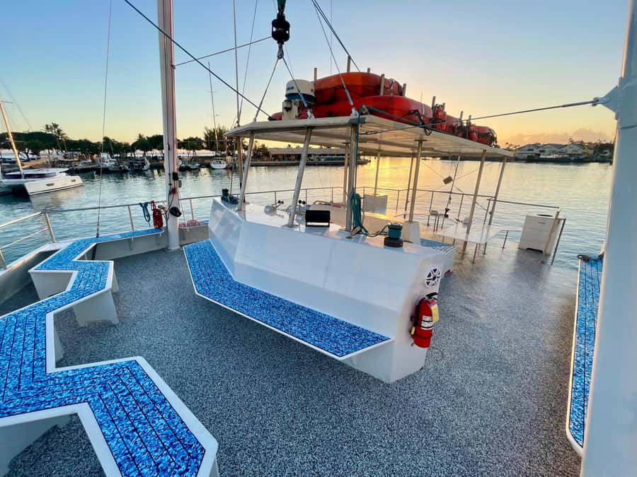 Oahu: Sunset Sail Cruise in Waikiki - Who will enjoy this cruise most