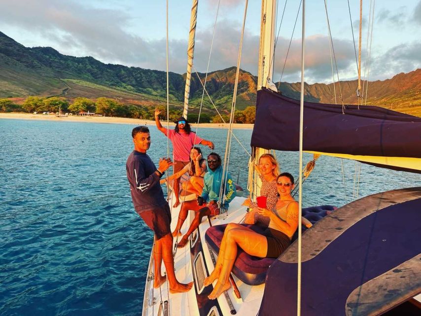 Oahu: Sunset sailing in small intimate groups - Weather, clothing, and boat comfort