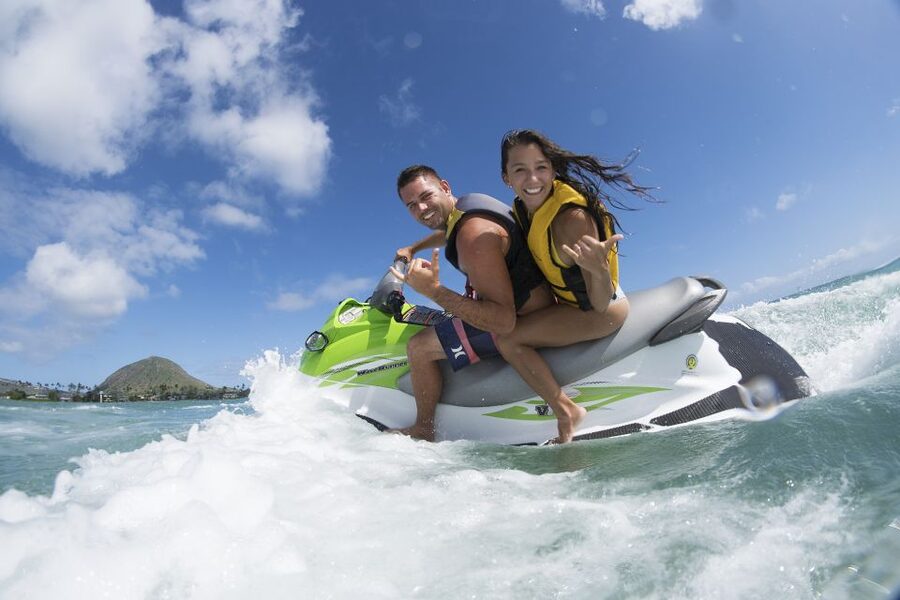 Oahu: Tandem Jet Ski Adventure on Maunalua Bay - A WaveRunner ride beneath Diamond Head
