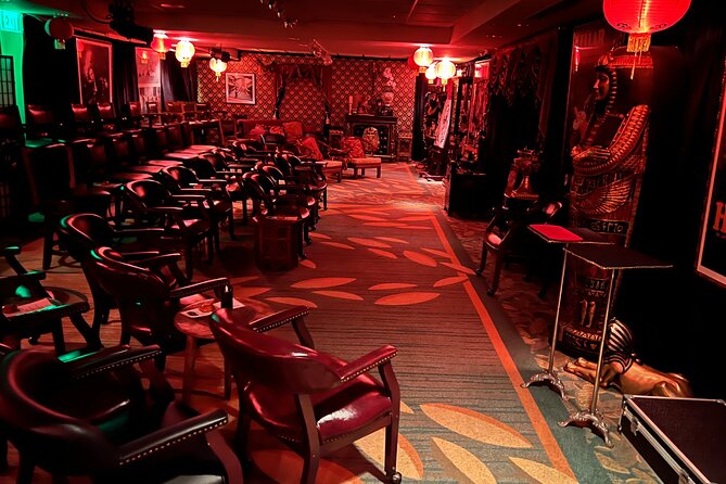 Oahu: The Magical Mystery Show! at Hilton Waikiki Beach Hotel - Who should book this Honolulu experience?