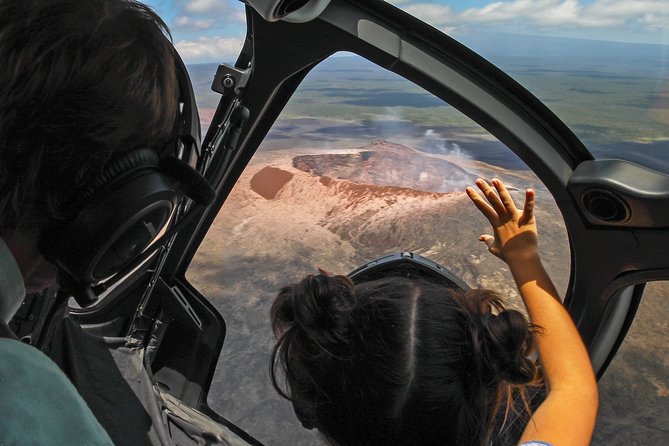 Oahu to Big Island : Big Island Volcano Helicopter Tour & Hilo 1 Day Tour - Liliʻuokalani Gardens, Hilo’s quiet change of pace