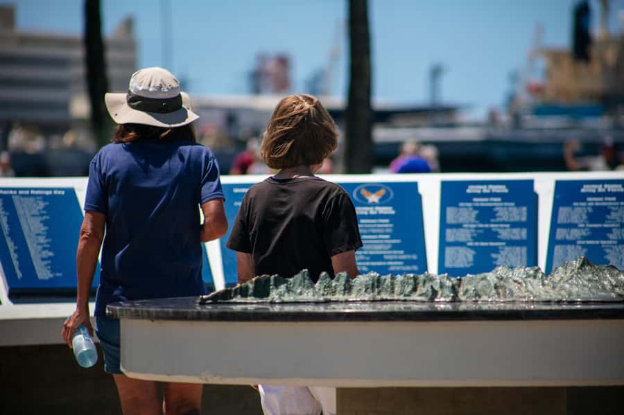 Oahu: USS Arizona Memorial and City Highlights Tour - The ferry ride to the USS Arizona Memorial