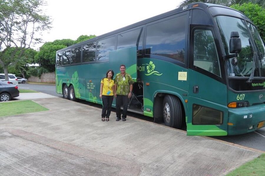 Oahu: Waikele Premium Outlets Roundtrip Bus From Waikiki - Small details that make the day smoother