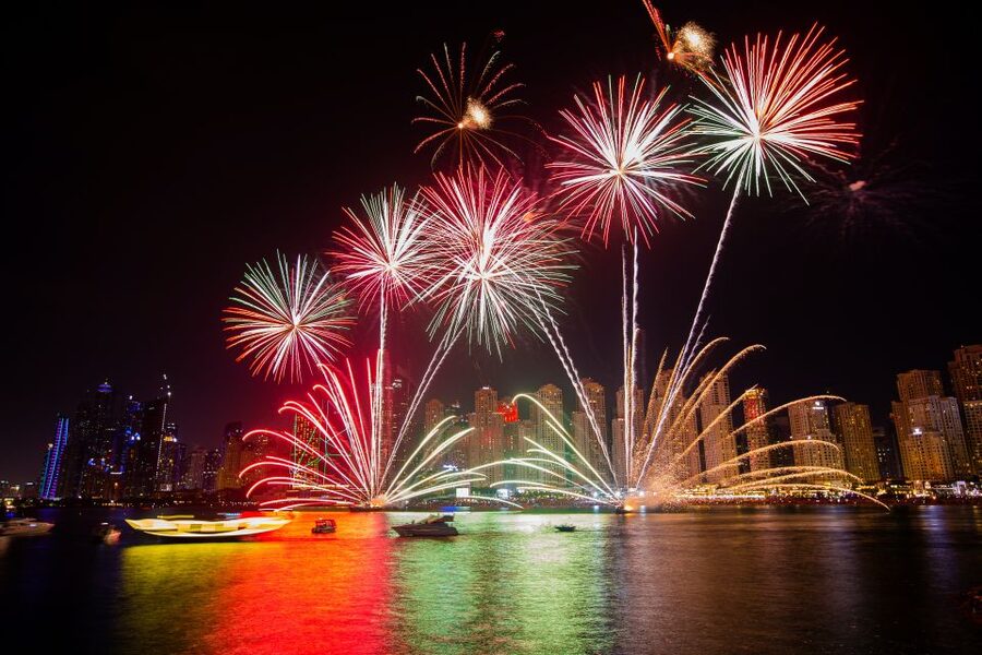 Oahu: Waikiki Fireworks Boat Cruise from Oahu - Key points to know before booking