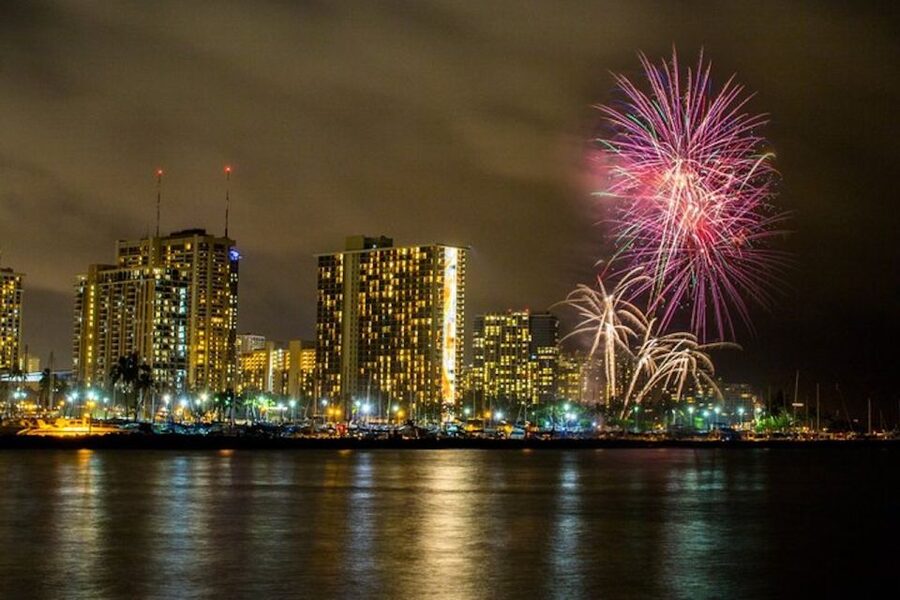 Oahu: Waikiki Friday Night Fireworks Catamaran (Wahine Koa) - Setting out from Ala Wai Boat Harbor