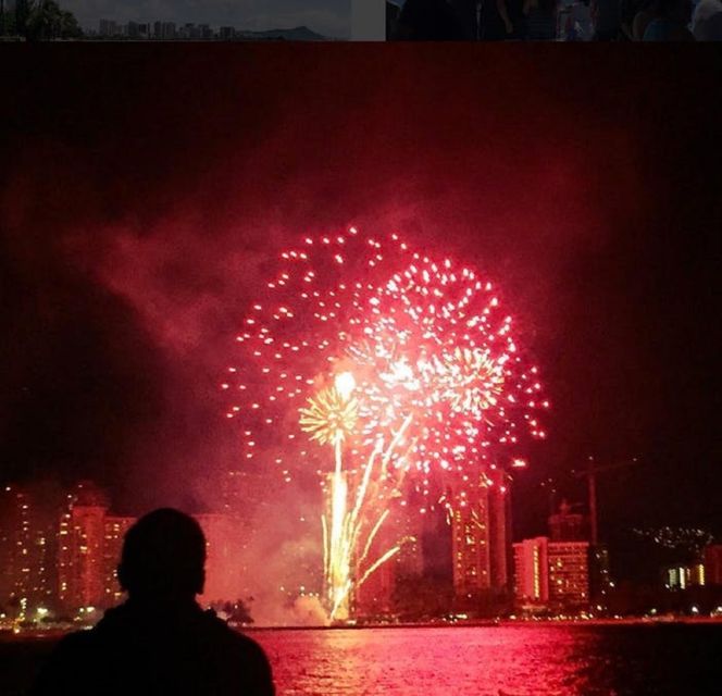 Oahu: Waikiki Friday Night Fireworks Cruise - Why the water is the best place to watch Waikiki fireworks