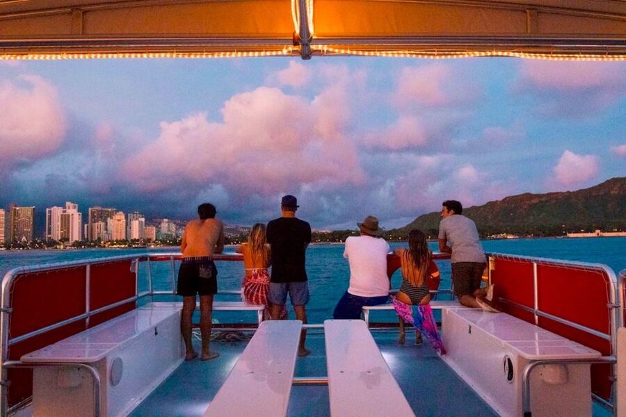 Oahu: Waikiki Glass Bottom Boat Sunset Cruise - What the glass bottom can and cannot do