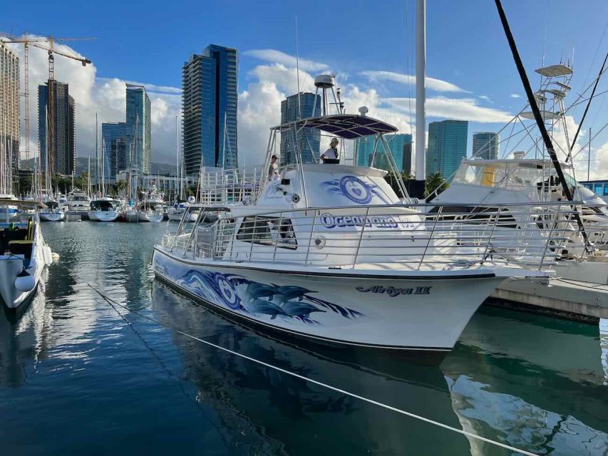 Oahu: Waikiki Whale Watching Tour-Donut and Coffee Included - The return ride includes hula and refreshments