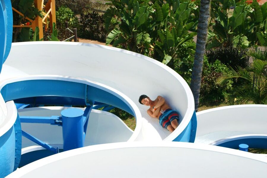 Oahu: Wet 'n' Wild Waterpark Ticket with Waikiki Transfer - Why this waterpark works for a Waikiki day
