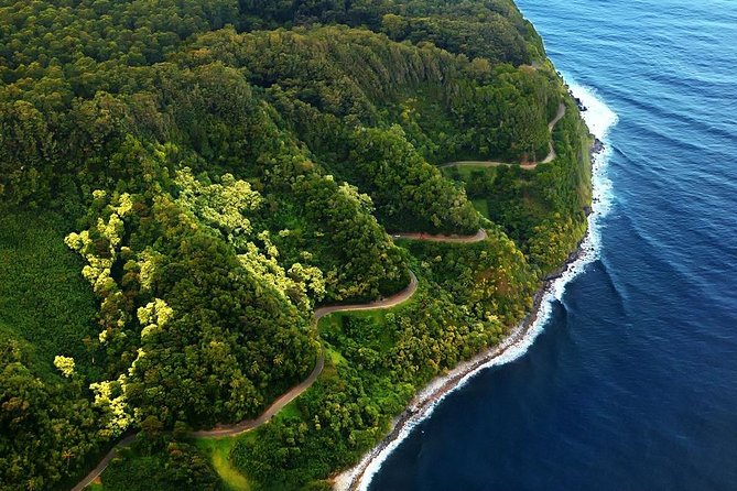 One Day Heavenly Hana Tour: Island Hopping from Oahu to Maui - Kaumahina State Wayside Park opens the Road to Hana