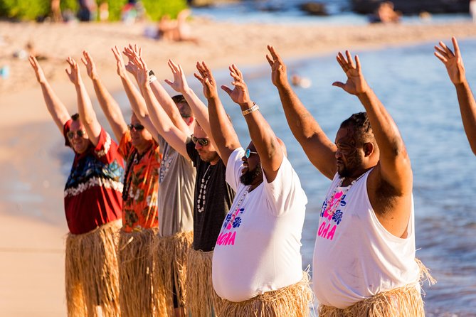 Paradise Cove Luau - The Waikiki transfer can shape your evening