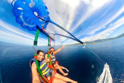 Parasailing in Waikiki from Oahu Hawaii