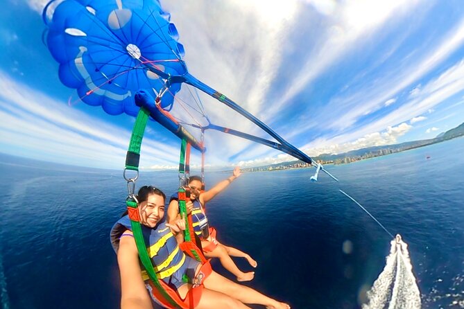 Parasailing in Waikiki from Oahu Hawaii - Leaving Kewalo Basin for the Waikiki coast