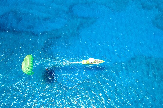Parasailing on Maunalua Bay- Oahu's off Waikiki Playground - Safety, staff, and comfort in the air