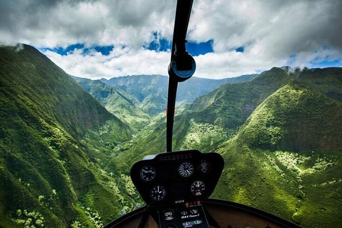 Path to Pali Passage - 30 Min Helicopter Tour - Doors Off or On - Mt. Olomana and the turn inland