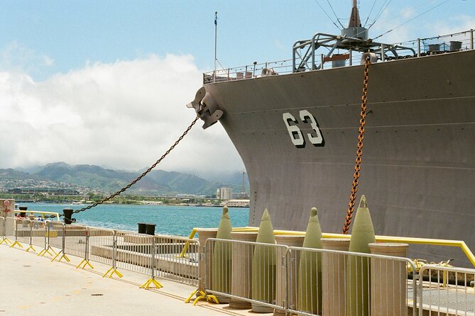 Pearl Harbor Arizona Memorial - Transportation and the advantage of a four-person group