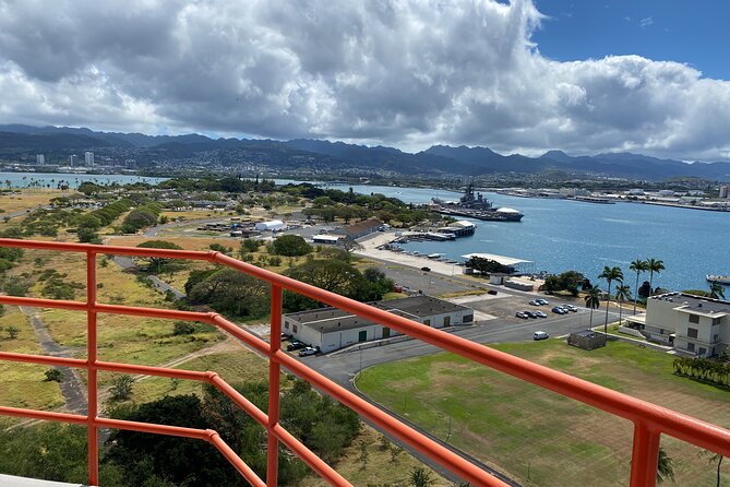 Pearl Harbor Aviation Museum Ticket with Audio Tour and Shuttle - The attack film and the human side of the museum