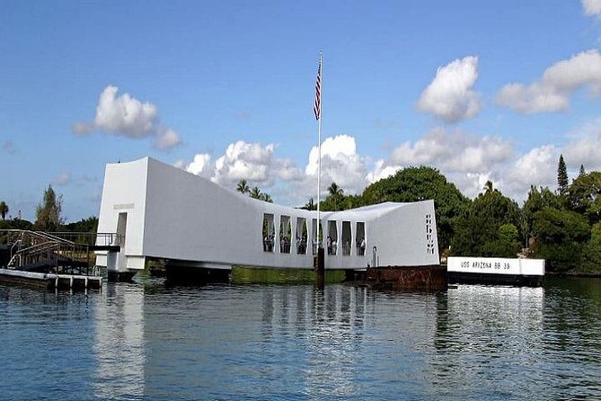 Pearl Harbor + Dole Plantation + Polynesian Center from Waikiki - The guide can make or break this compressed day