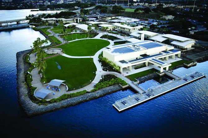 Pearl Harbor Official Deluxe Multimedia and VR Tour Combo - Starting at Pearl Harbor Visitor Center