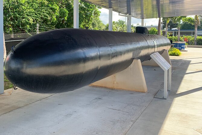 Pearl Harbor Tour Arizona Memorial and USS Bowfin - Timing, pickup, and what to bring