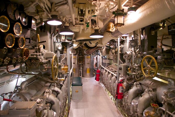 Pearl Harbor USS Arizona & Bowfin Submarine - Why the Arizona and Bowfin combination works