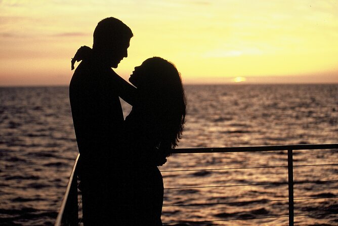 Premium Snorkel Sunset Cruise with Whale and Dolphin Watch - A hot shower before dinner