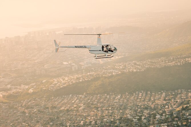 Private 60 Minutes Helicopter Tour in Honolulu - Downtown Honolulu and the Koʻolau mountain corridors