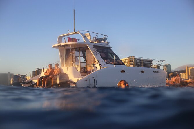 Private Catamaran Cruise and Snorkeling Tour in Honolulu - A private catamaran instead of a crowded harbor boat