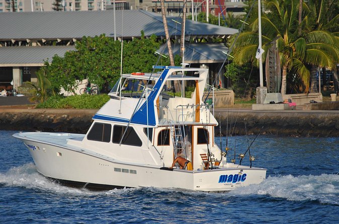 Private Deep Sea Full-Day Fishing Charter in Hawaiian Waters - Bring lunch, drinks, and the right attitude