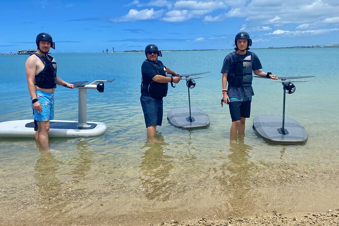 Private Efoil Experience in Ke'ehi Lagoon - Run One: Belly Riding and Remote Control