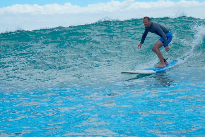 Private Guided Surf Boarding Lesson in Honolulu - What a Family Group Should Know