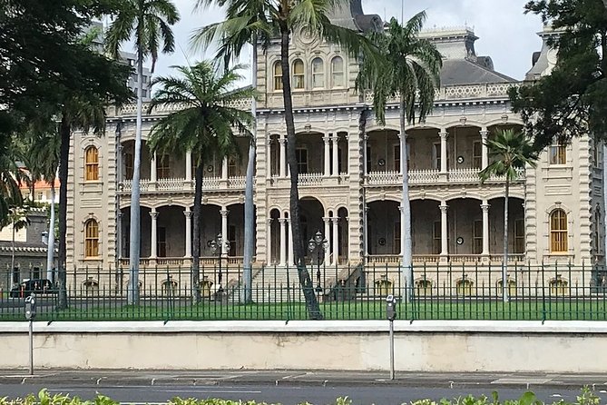 Private Pearl Harbor and Honolulu City Tour - The guides are a major part of the value