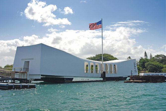 Private Pearl Harbor and Scenic Oahu Tour - Choosing the North Shore route