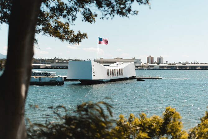 PRIVATE Pearl Harbor: Arizona Memorial, Missouri Ship & City Tour - Touring the Battleship Missouri