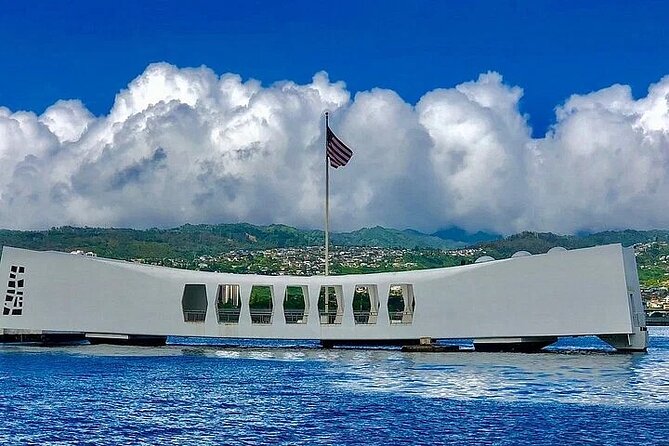 Private Pearl Harbor USS Arizona Memorial - A short break for snacks, books, and bathrooms