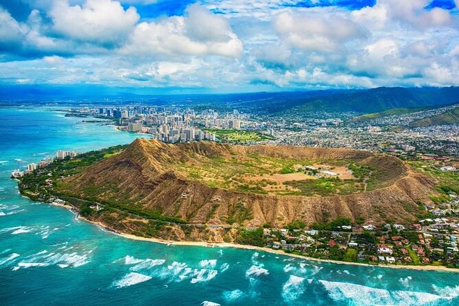 Private Transfer: Honolulu Airport HNL to Honolulu in Sedan Car - Is $118.94 per person a fair price?