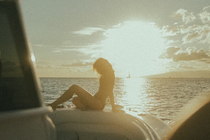 Private Waikiki Sunset Boat Tour: 6 passengers max - Diamond Head from the water