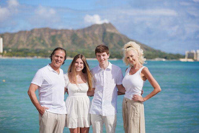 Professional Photo Shoot: Hire a Photographer in Honolulu - Who will get the most from this experience