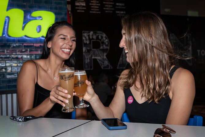 Sips & Secrets of Hawaii Pub Crawl - How to get the most from the evening