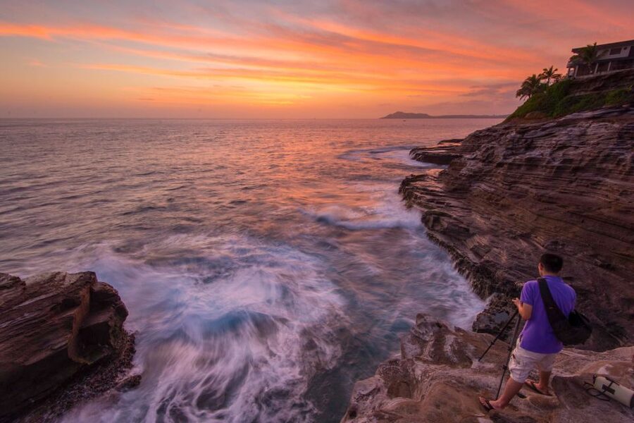 Small Group Tour of Honolulu Scenic Vistas with Sunset - Halona Blowhole and Eternity Beach