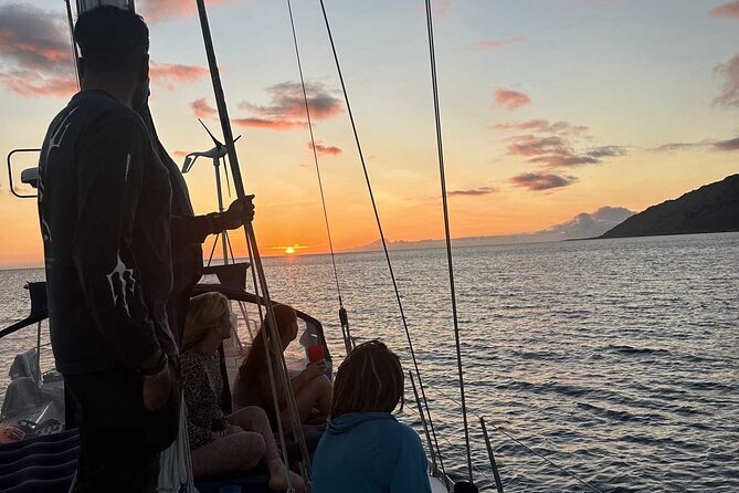 Small Group Waikiki Sunset Sailing Tour - Why six people makes such a difference