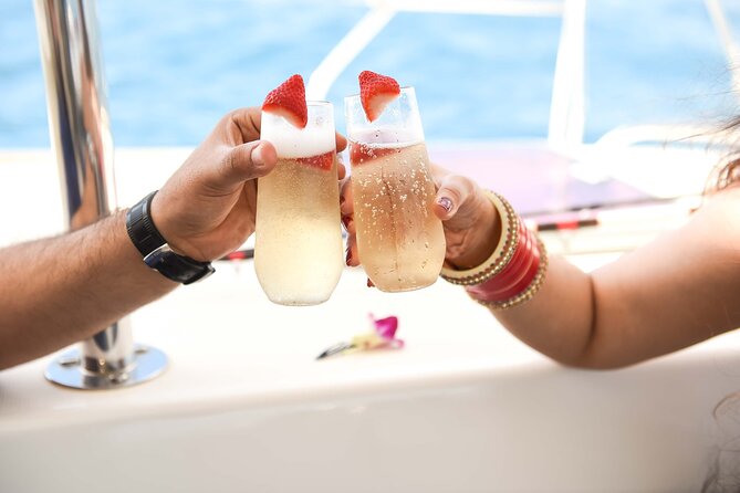Small Group Yacht Sunset Cruise from Oahu - What to expect from the tasting menu