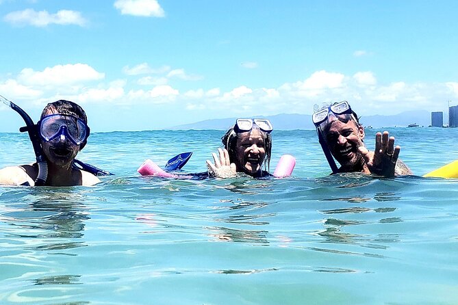 Snorkeling in Waikiki Many Fish All Levels Free Video & Pics! - Photos and video make the $38 price more useful