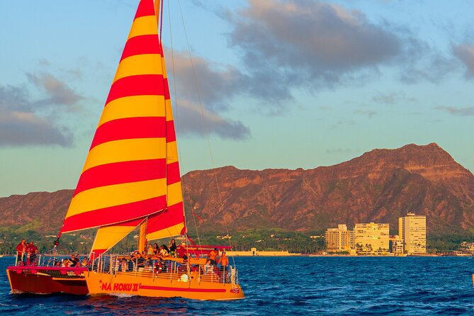 South Shore Open Sail from Kewalo Harbor Including Drinks - Who should book this South Shore sail