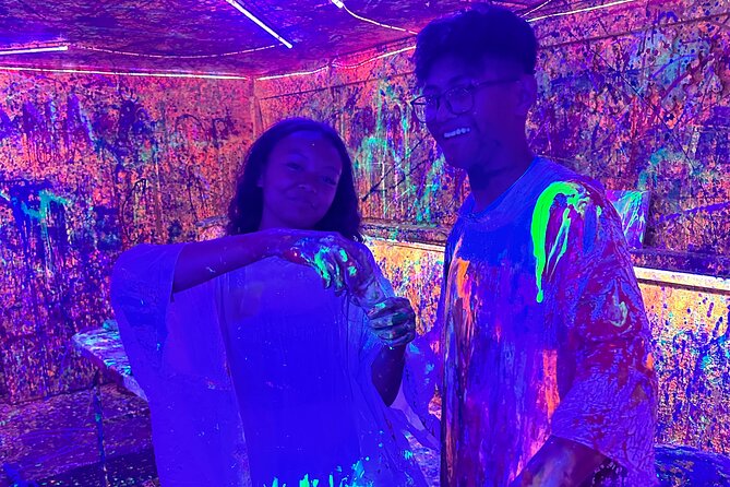 Splatter Art Paint Studio Experience in Hawaii - What 45 Minutes Feels Like