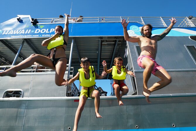 Swim with Dolphins Catamaran with Waterslide & Lunch on Oahu - Lunch, hot drinks, and the practical comforts