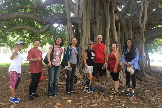 The East Waikiki Walking Tour - A Different Way to Read East Waikiki