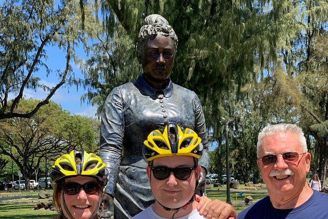 "Tour de Honolulu" Foodie Bike Tour - The Ala Wai Canal gives the ride its Waikiki frame